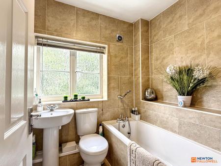 3 bedroom Semi-detached house for sale in Kay Close, Coalville, LE67