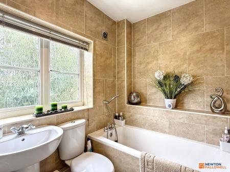 3 bedroom Semi-detached house for sale in Kay Close, Coalville, LE67
