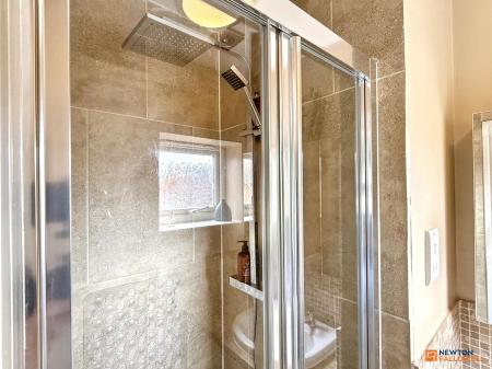 3 bedroom Semi-detached house for sale in Kay Close, Coalville, LE67