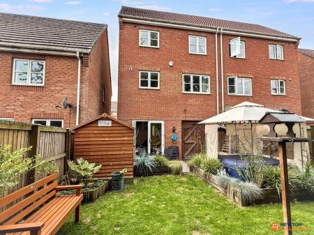 3 bedroom Semi-detached house for sale in Kay Close, Coalville, LE67