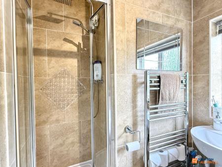 3 bedroom Semi-detached house for sale in Kay Close, Coalville, LE67