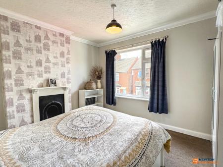 3 bedroom Semi-detached house for sale in Crescent Road, Hugglescote, LE67