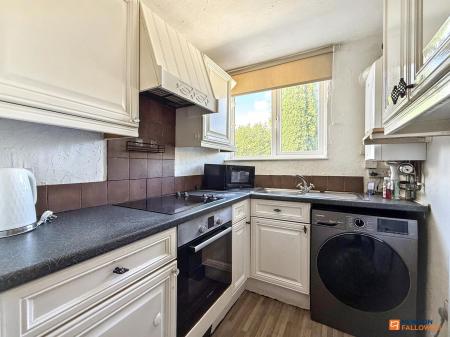2 bedroom Flat for sale in High Street, Ibstock, LE67