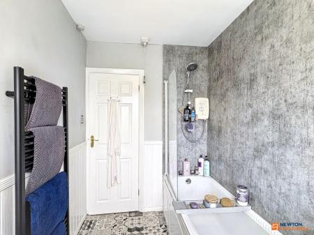 3 bedroom Semi-detached house for sale in Convent Drive, Coalville, LE67
