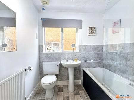 4 bedroom Detached house for sale in Rushby Road, Ellistown, LE67