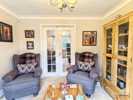4 bedroom Detached house for sale in Rushby Road, Ellistown, LE67