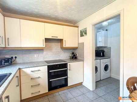 4 bedroom Detached house for sale in Rushby Road, Ellistown, LE67