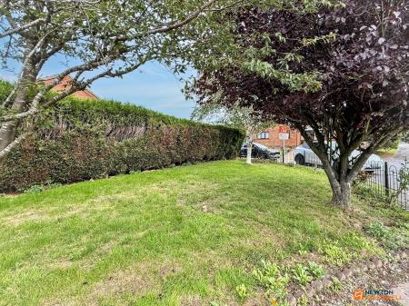 2 bedroom Semi-detached bungalow for sale in Whitcroft Close, Markfield, LE67