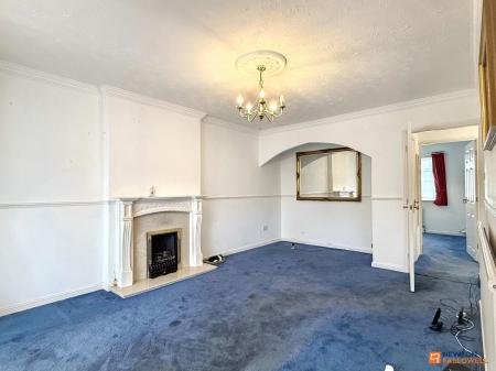 2 bedroom Semi-detached bungalow for sale in Whitcroft Close, Markfield, LE67