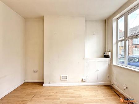 3 bedroom Terraced House for sale in Albert Road, Coalville, LE67