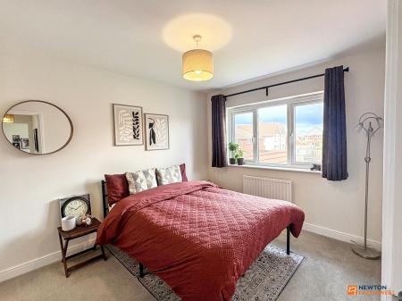 3 bedroom Detached house for sale in Lower Farm Road, Hugglescote, LE67