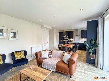 3 bedroom Detached house for sale in Lower Farm Road, Hugglescote, LE67