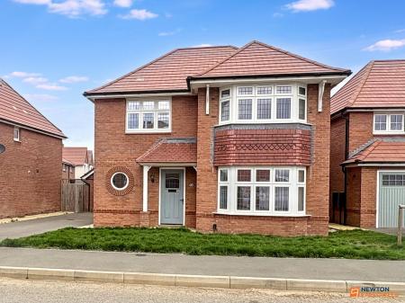 3 bedroom Detached house for sale in Lower Farm Road, Hugglescote, LE67