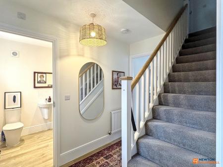 3 bedroom Detached house for sale in Lower Farm Road, Hugglescote, LE67