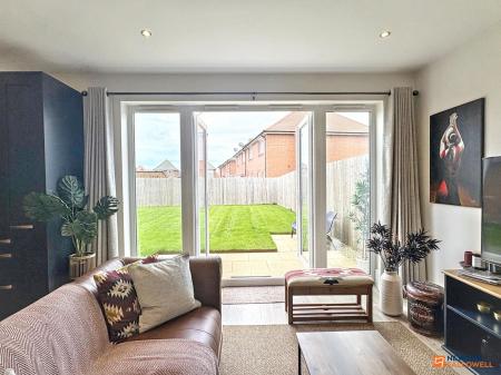 3 bedroom Detached house for sale in Lower Farm Road, Hugglescote, LE67