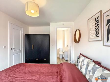 3 bedroom Detached house for sale in Lower Farm Road, Hugglescote, LE67