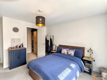 3 bedroom Detached house for sale in Lower Farm Road, Hugglescote, LE67