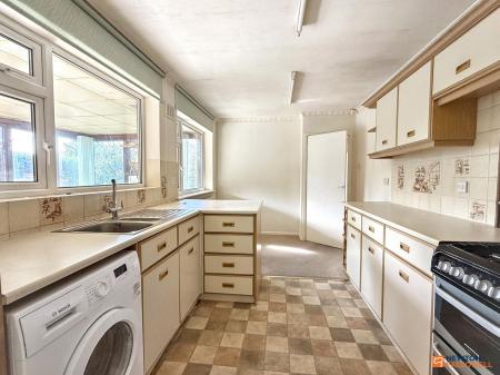 2 bedroom Bungalow for sale in Stamford Drive, Coalville, LE67