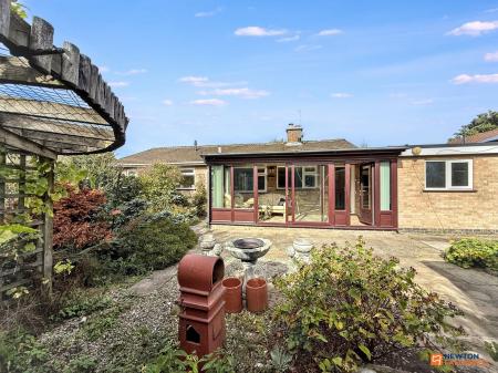 2 bedroom Bungalow for sale in Stamford Drive, Coalville, LE67