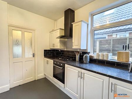 3 bedroom Semi-detached house for sale in Ashburton Road, Hugglescote, LE67