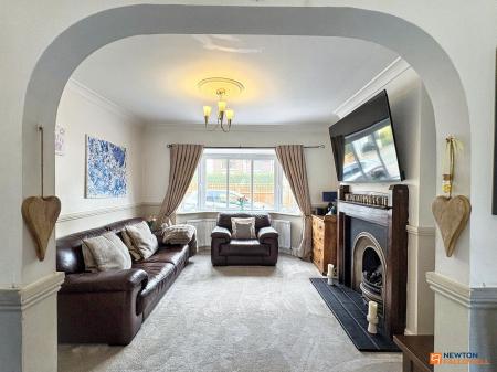 3 bedroom Semi-detached house for sale in Ashburton Road, Hugglescote, LE67