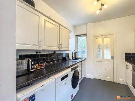 3 bedroom Semi-detached house for sale in Ashburton Road, Hugglescote, LE67