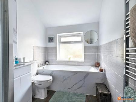 3 bedroom Semi-detached house for sale in Ashburton Road, Hugglescote, LE67