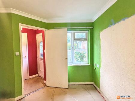 2 bedroom Semi-detached bungalow for sale in Peggs Grange, Hugglescote, LE67