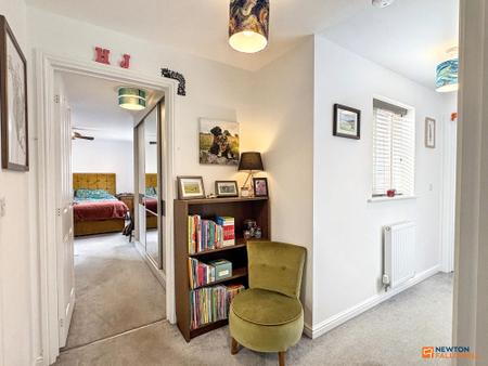 4 bedroom Detached house for sale in Blackham Road, Hugglescote, LE67