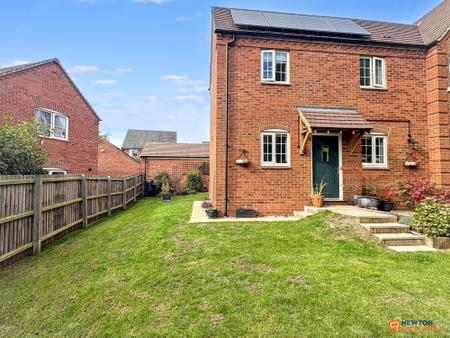 4 bedroom Detached house for sale in Blackham Road, Hugglescote, LE67