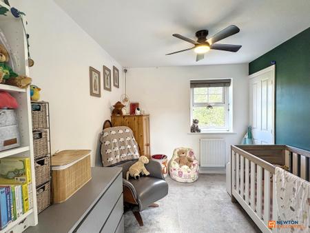 4 bedroom Detached house for sale in Blackham Road, Hugglescote, LE67