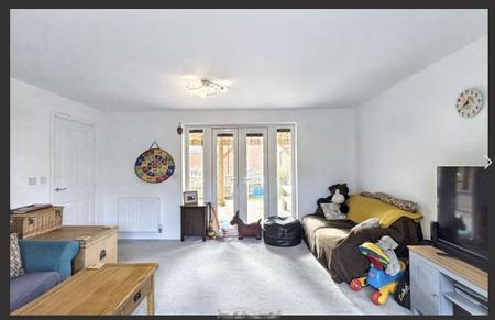 4 bedroom Detached house for sale in Blackham Road, Hugglescote, LE67