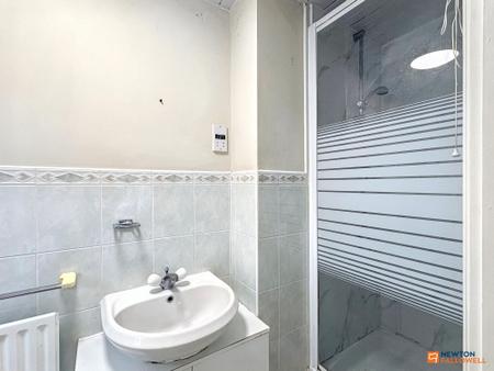 4 bedroom Detached house for sale in Valley Way, Whitwick, LE67