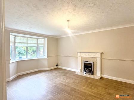 4 bedroom Detached house for sale in Valley Way, Whitwick, LE67