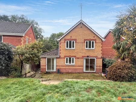 4 bedroom Detached house for sale in Valley Way, Whitwick, LE67