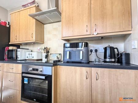 2 bedroom Terraced House for sale in Vaughan Street, Coalville, LE67