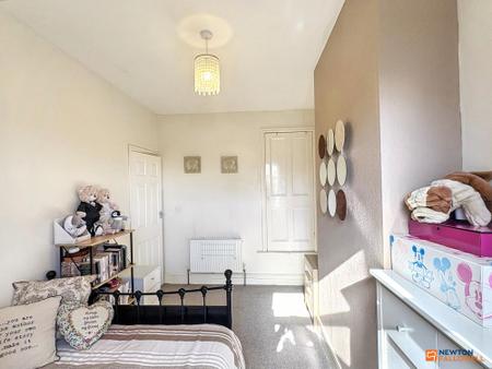 2 bedroom Terraced House for sale in Vaughan Street, Coalville, LE67