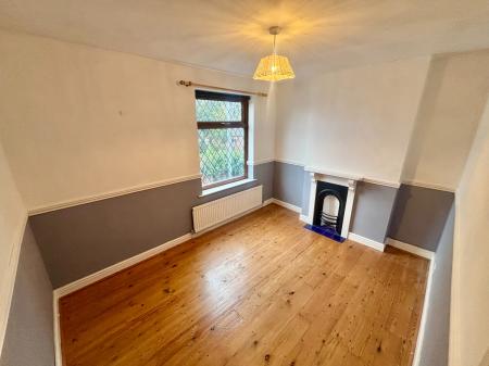2 bedroom Semi-detached house to let in Manor Road, Donington Le Heath, LE67