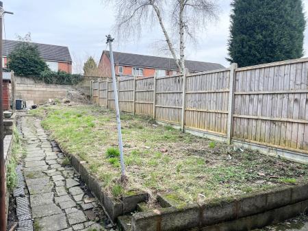 2 bedroom Terraced House to let in Gutteridge Street, Coalville, LE67