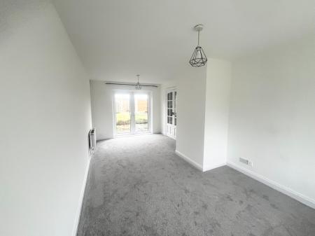 3 bedroom Semi-detached house to let in Dalkeith Walk, Thringstone, LE67