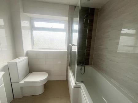 3 bedroom Semi-detached house to let in Dalkeith Walk, Thringstone, LE67