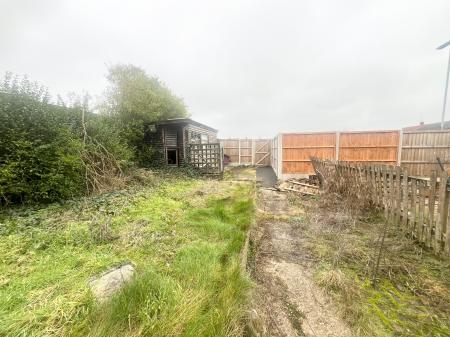 3 bedroom Semi-detached house to let in Dalkeith Walk, Thringstone, LE67