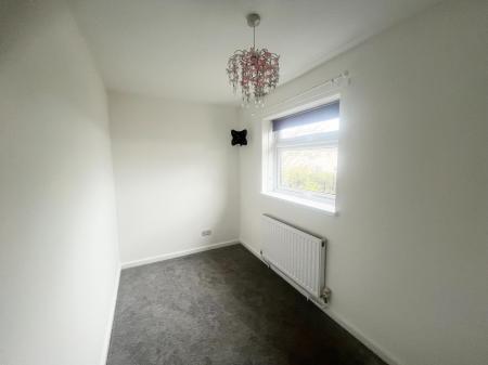 3 bedroom Semi-detached house to let in Dalkeith Walk, Thringstone, LE67