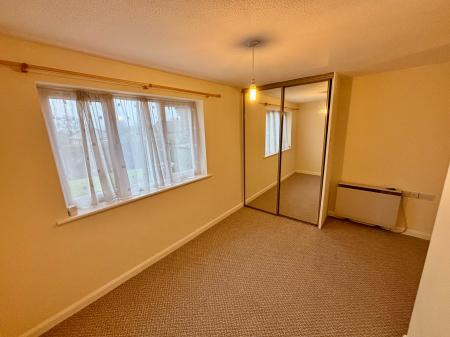 1 bedroom Flat to let in Upland Drive, Markfield, LE67