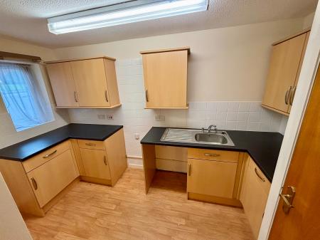 1 bedroom Flat to let in Upland Drive, Markfield, LE67