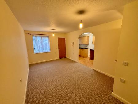 1 bedroom Flat to let in Upland Drive, Markfield, LE67