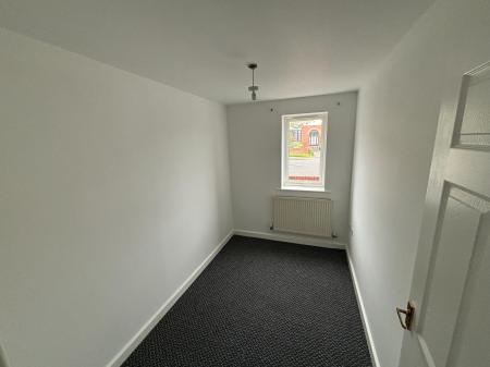 2 bedroom Flat to let in Melbourne Road, Ibstock, LE67