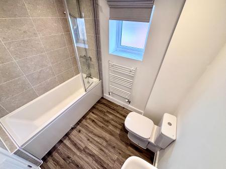 2 bedroom Semi-detached house to let in Pathfinder Way, Castle Donington, DE74