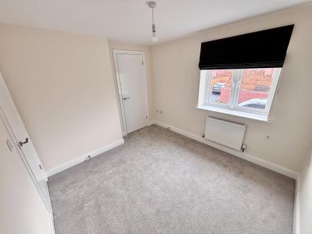 2 bedroom Semi-detached house to let in Pathfinder Way, Castle Donington, DE74