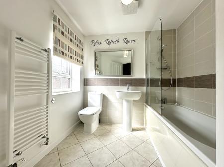 4 bedroom Detached house to let in Luke Jackson Way, Stanton Under Bardon, LE67